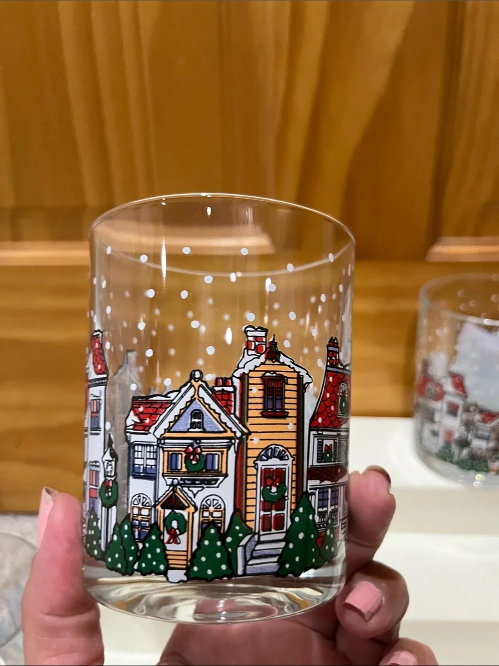 Holiday Village Glass Tumbler Set - 4 Decorative 12 oz Tumblers